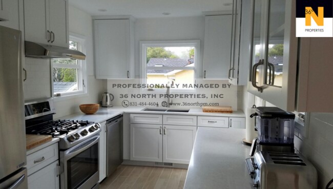Foto del edificio - Lovely and Private Carmel Home in the Golden Rectangle