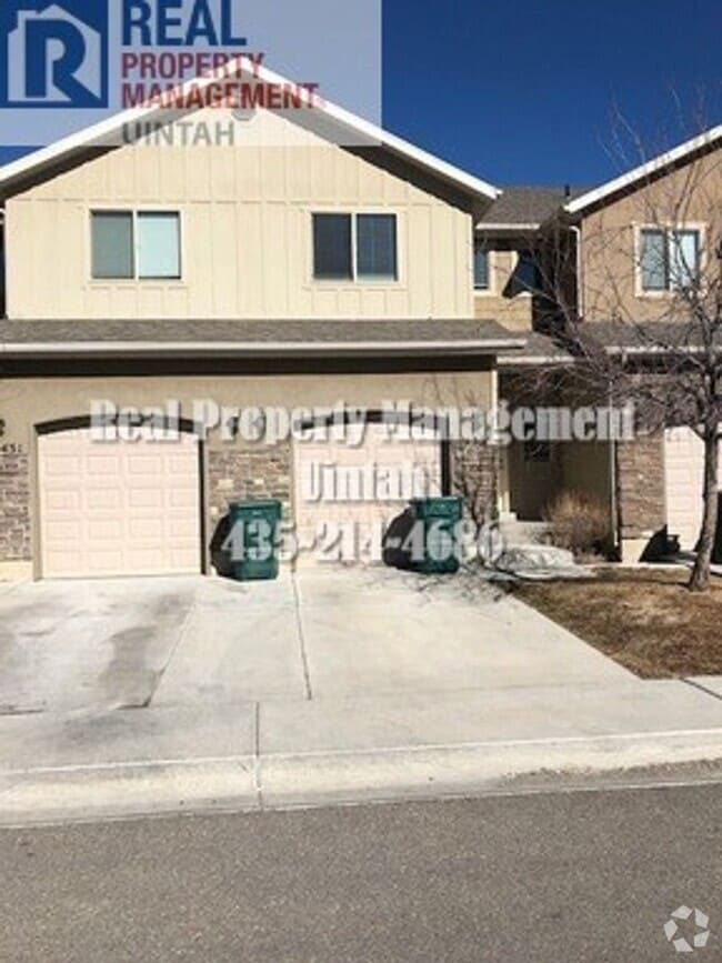 Building Photo - 433 E Gray Fox Ln