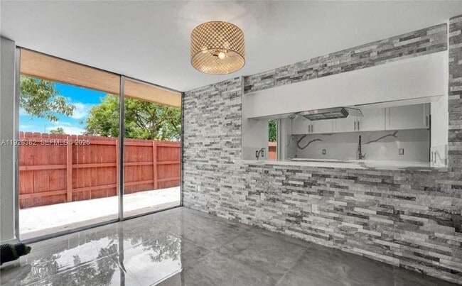 Building Photo - 20010 SW 123rd Dr