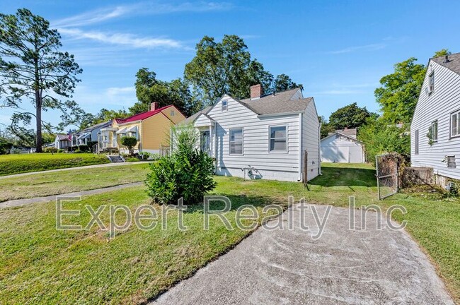 Building Photo - 1428 35th Street Ensley