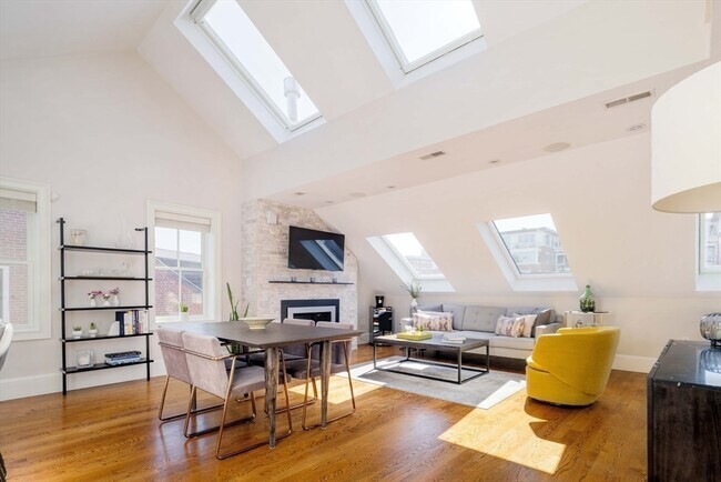 Foto del edificio - 462 Shawmut Ave