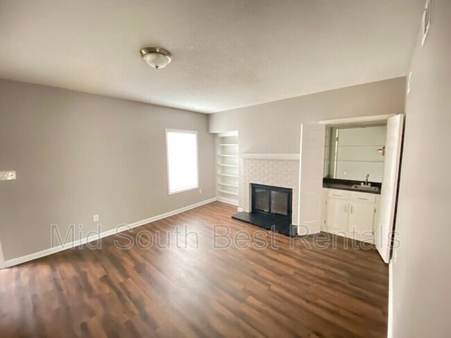 Building Photo - 6546 Whitetail Ln