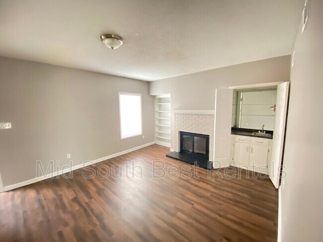 Foto del edificio - 6546 Whitetail Ln