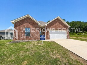 Building Photo - 15597 Crimson Rdg Cir