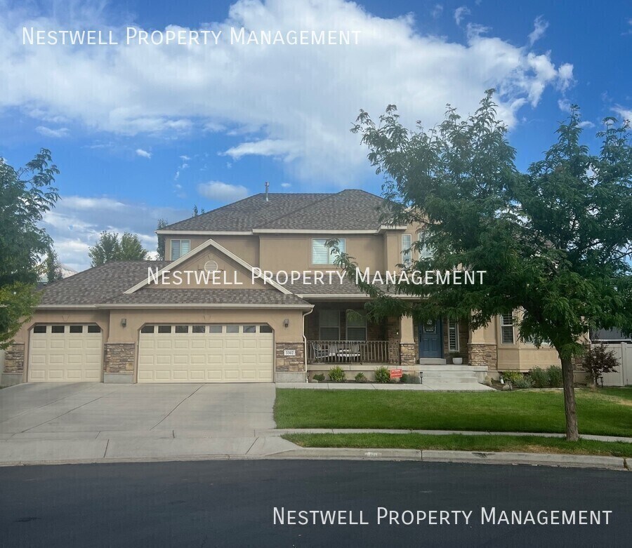 Primary Photo - 3302 N Love Ln