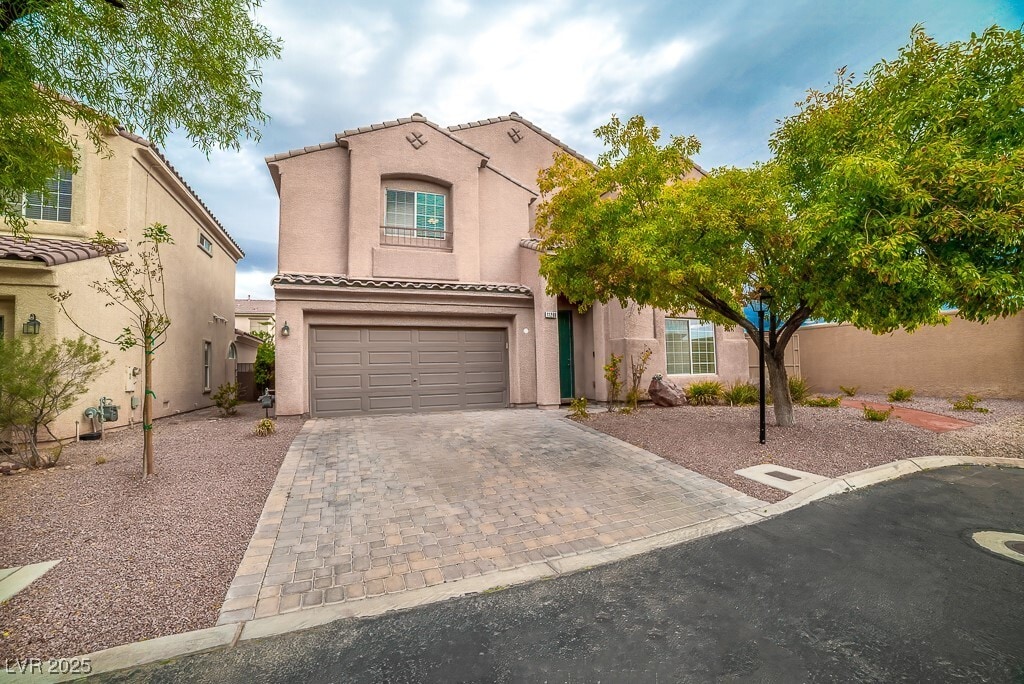 Foto principal - 11200 Playa Bonita Ave