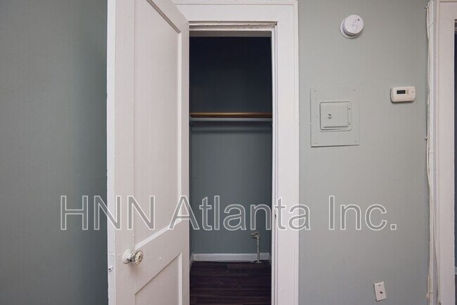 Foto del edificio - 435 N Highland Ave NE