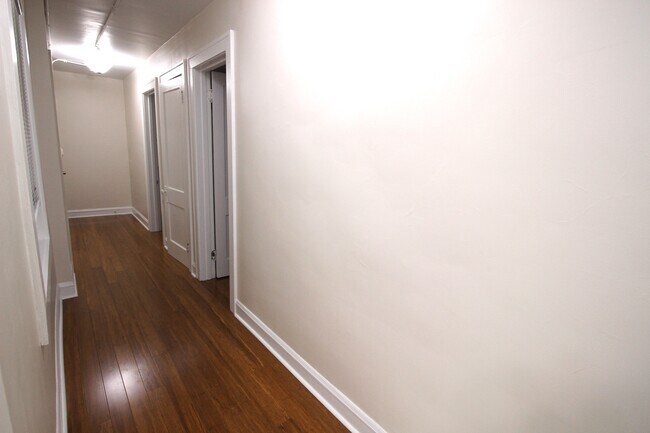 Foto del edificio - 530 S york St