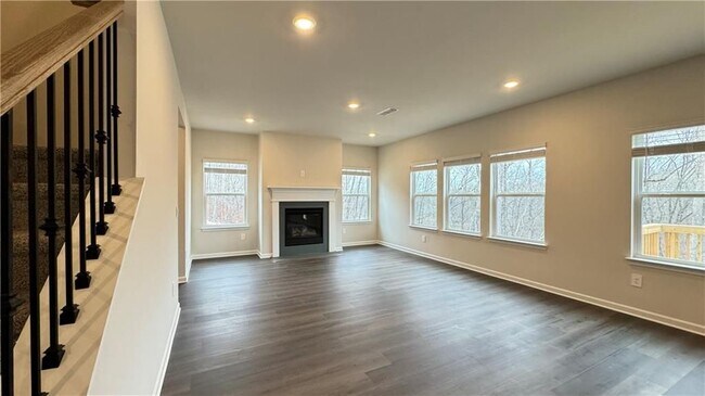 Foto del edificio - 228 Water Oak Wy