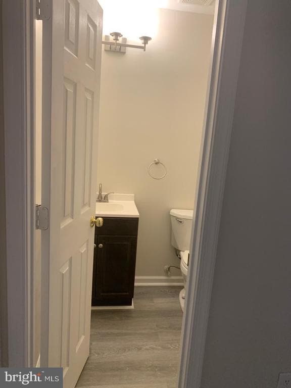 Foto del edificio - 2910 Broyhill Ct