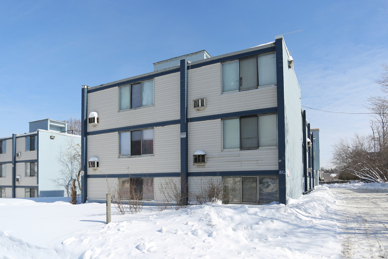 Primary Photo - Lofts at North Clinton South