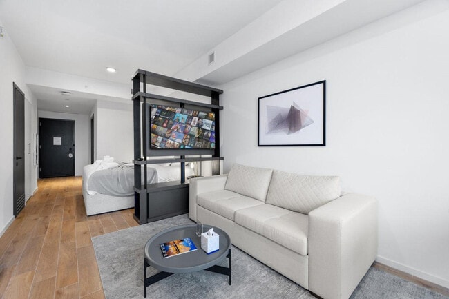 Building Photo - 398 NE 5th St Building Photo - 398 NE 5th St