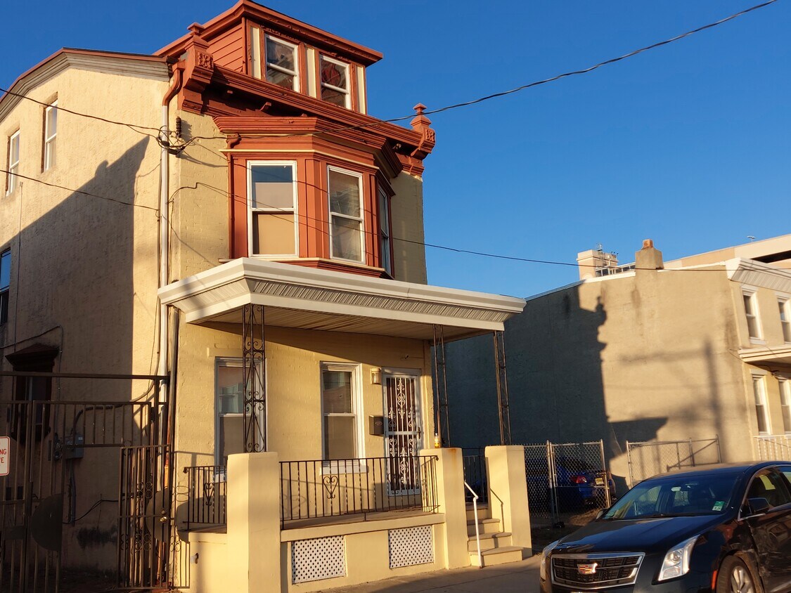 513 Benson St, Camden, NJ 08103 House Rental in Camden, NJ