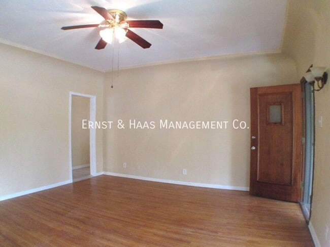 Foto del edificio - 2084 Chestnut Ave