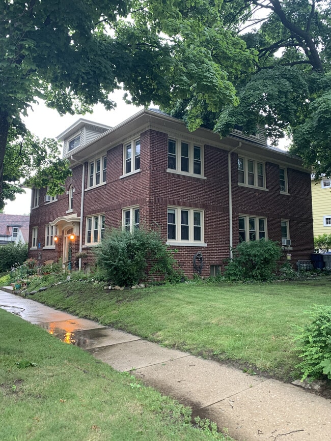 Building Photo - 5702 W Galena St