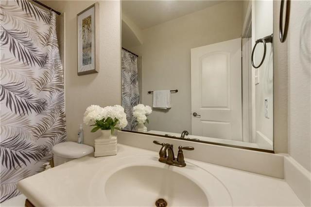 Building Photo - 6477 Naples Dr