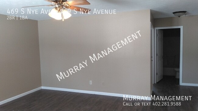 Building Photo - 469 S Nye Ave