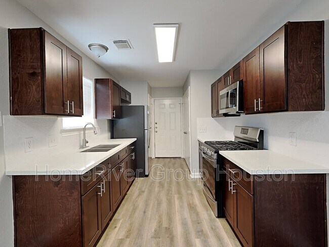 Foto del edificio - 11518 Roandale Dr