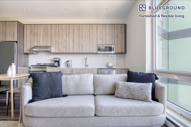 Foto del edificio - 1122 W Chicago Ave