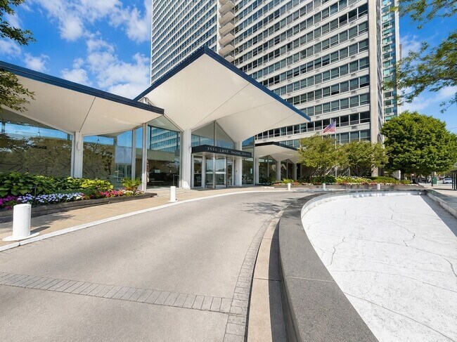 Foto del edificio - 3550 N Lake Shore Dr