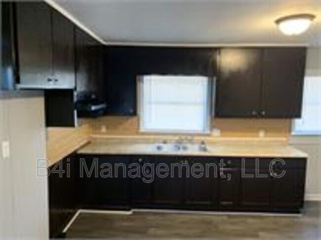 Foto del edificio - 2125 Wesley Drive