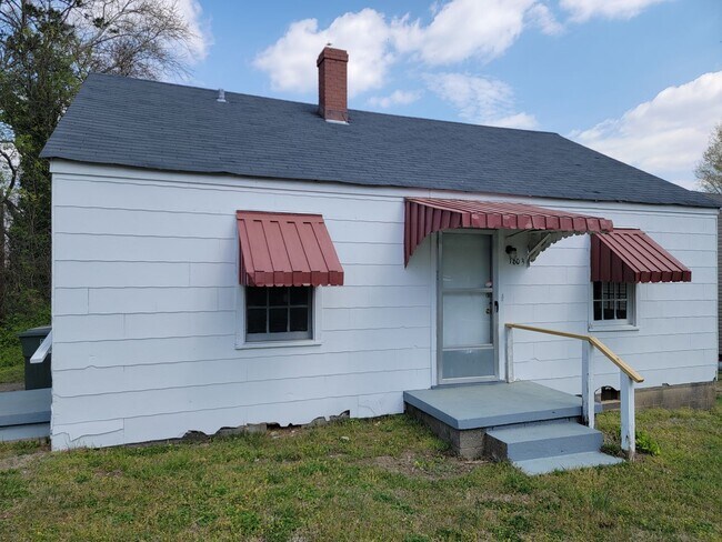 Foto del edificio - 2 Bedroom 1 Bathroom