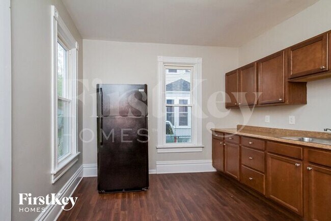 Foto del edificio - 374 Jay St