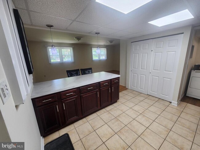 Building Photo - 13416 Tamarack Rd