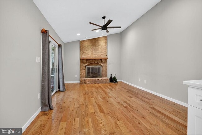 Foto del edificio - 14982 Gold Post Ct