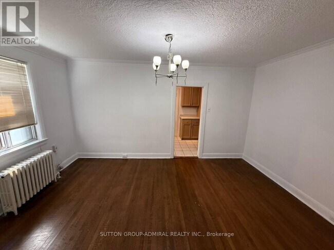 Photo du bâtiment - 976 Avenue Rd