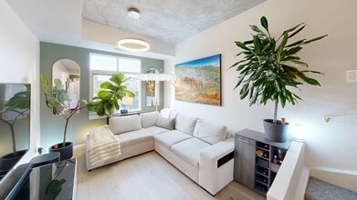 Living Room - 550 Front St W