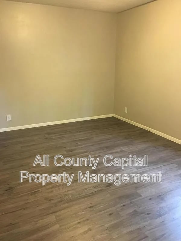 Foto del edificio - 6506 South First Street,