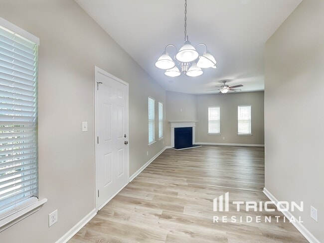 Foto del edificio - 2635 Brookgate Crossing