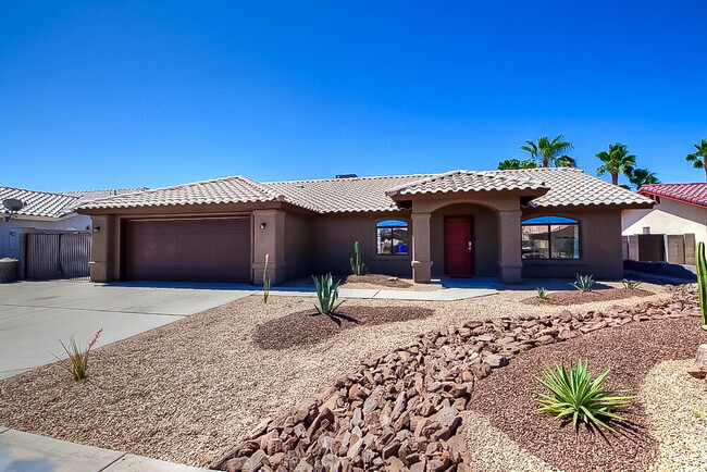 Foto del edificio - Beautiful 3-bedroom, 2-bath home in Yuma E...