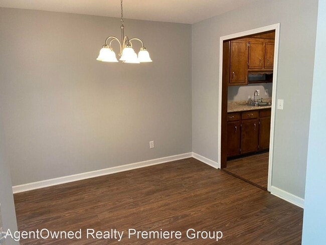 Building Photo - 4 br, 2 bath House - 104 Cherry Hill Ave
