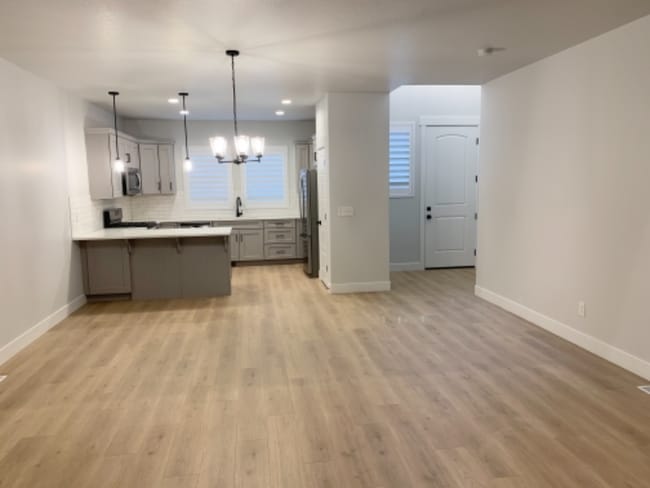 Building Photo - 13967 Silver Peak Ln
