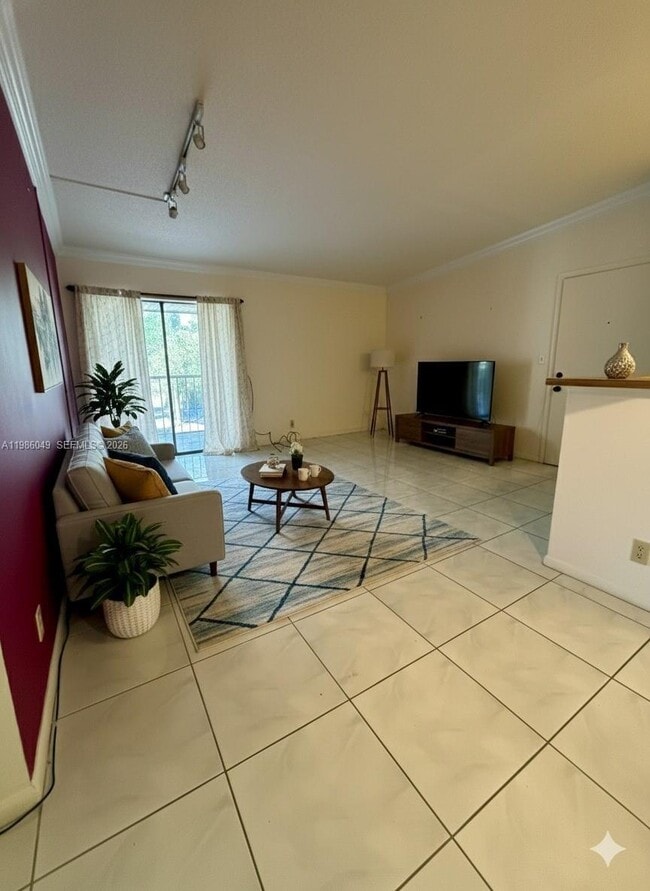 Building Photo - 15500 Lakes of Delray Blvd