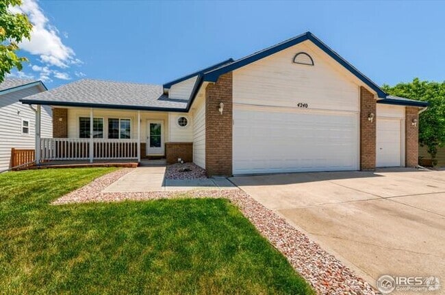 Building Photo - 4240 Coaldale Dr