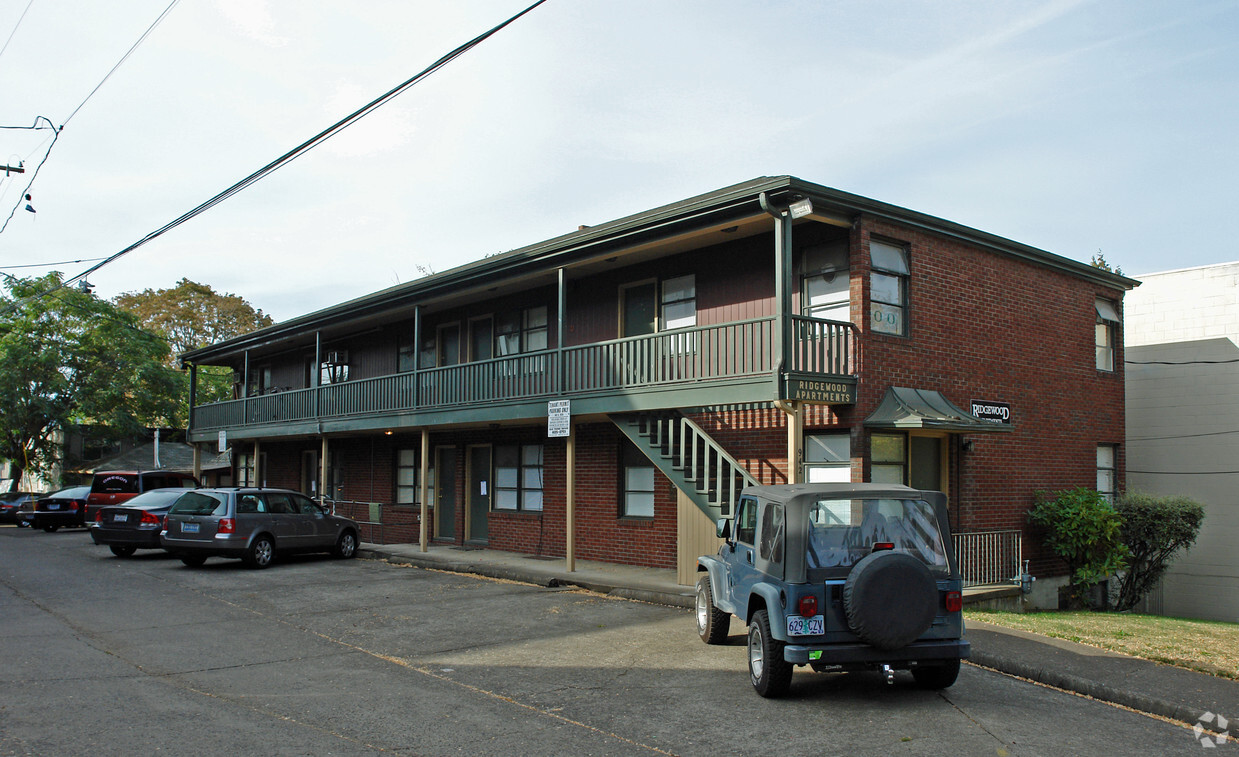 Primary Photo - Ridgewood Apartments