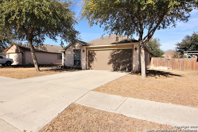 Building Photo - 7911 Saratoga Knoll