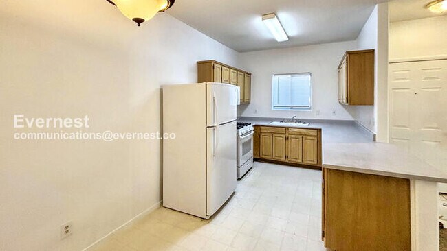 Foto del edificio - 5655 E Sahara Ave