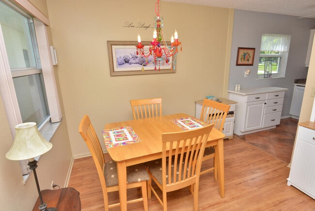 Foto del edificio - 1225 NW 21st St