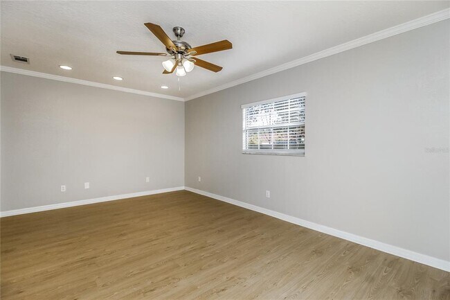 Foto del edificio - 421 Kee St