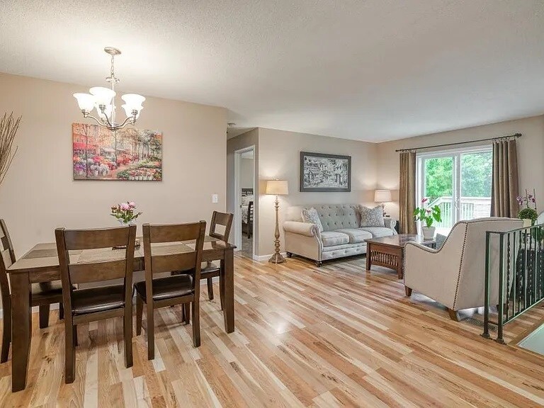 Foto principal - 11905 90th Ave N