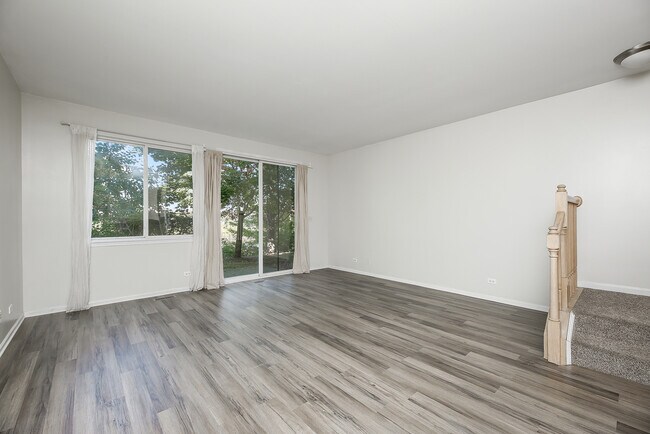 Building Photo - 2943 Kentshire Cir
