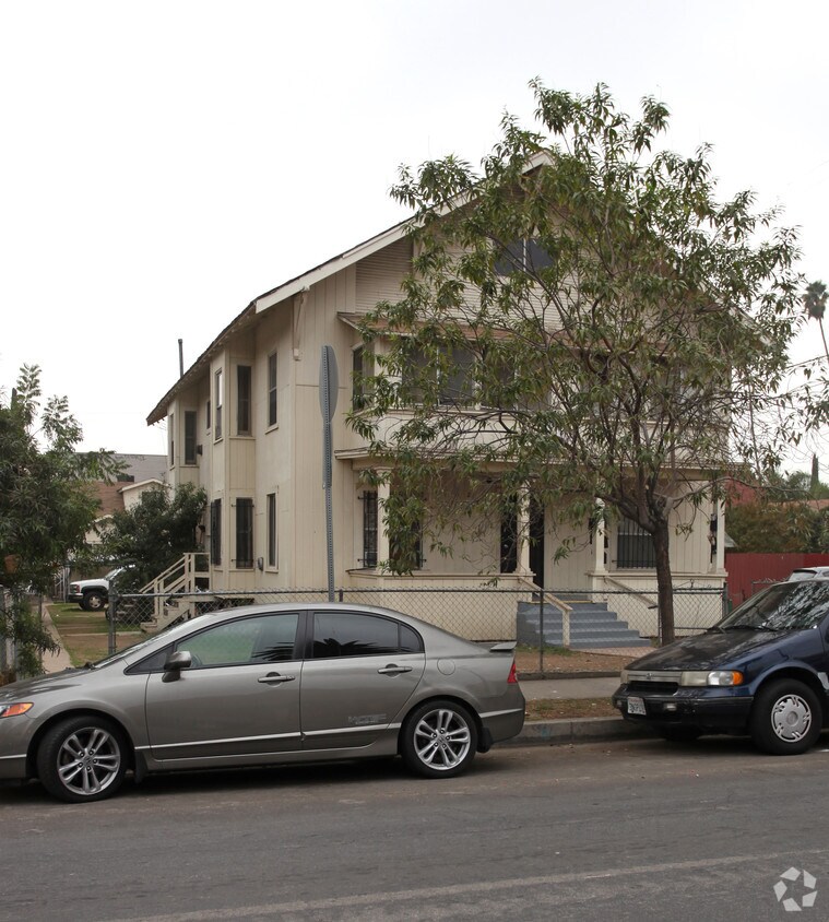 Building Photo - 224-228 N Avenue 54