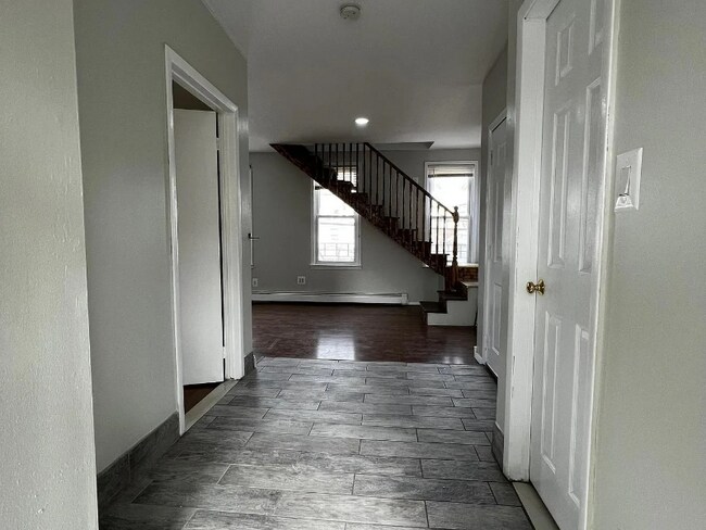 Foto del edificio - 145 Lake Ave