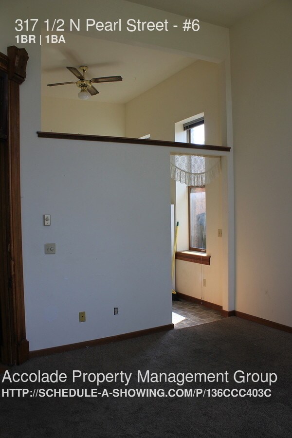 Foto del edificio - 317 1/2 N Pearl St