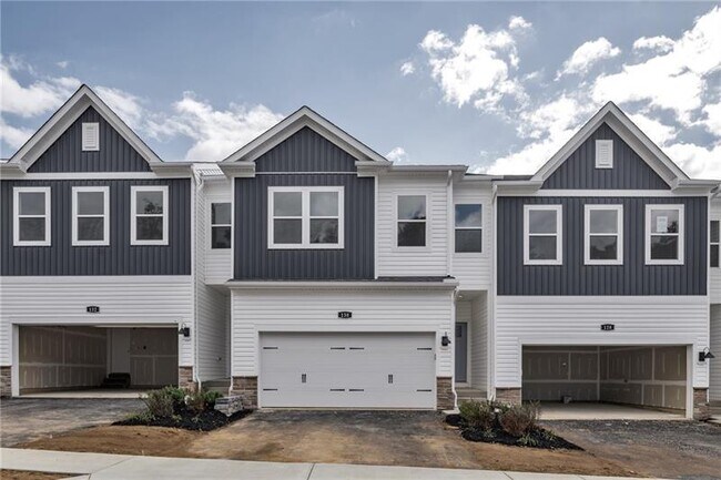 Building Photo - 130 Scotland Ln