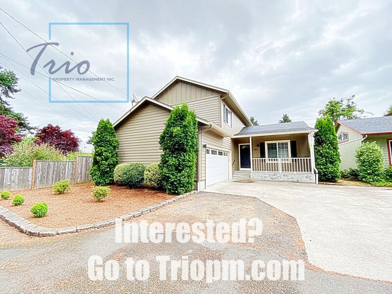 Foto principal - 1367 Lake Dr